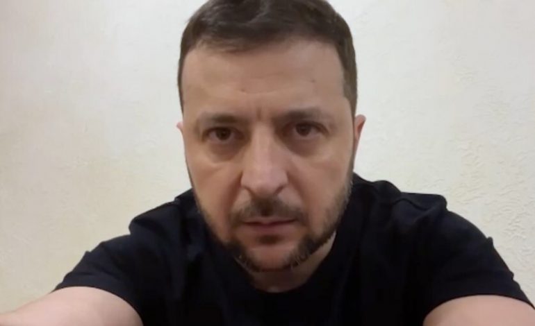 LUFTA NË UKRAINË/ Zelensky: Beteja për Donbasin po vazhdon, jam krenar për ushtarët