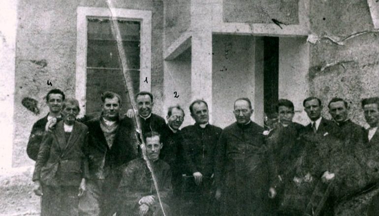 DOSSIER/ Historia e panjohur e famullitarit të Tiranës, Dom Shtjefën Kurti i kërkoi qeverisë së Enver Hoxhës lirimin…