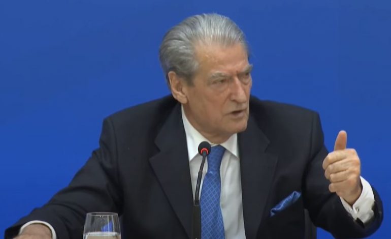 “KEMI TË DHËNA SE…”/ Berisha tregon aksionin e PD në dy fronte, sulmon sërish Alibeajn