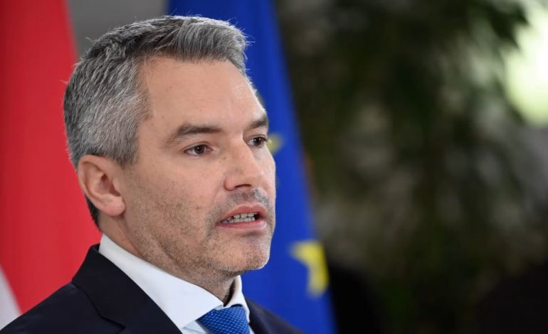 NEGOCIATAT/ Karl Nehammer: Sa absurde do ishte që një kancelar austriak të mos rrinte krah Shqipërisë…