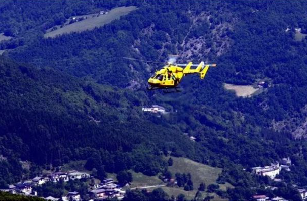 TRONDITËSE NË ITALI/ Zhduket pa asnjë gjurmë helikopteri me 7 persona në bord (DETAJET)