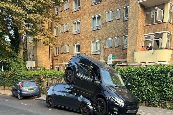 MISTER/ Shoferi parkon “Range Rover-in” mbi “Golf”, si ndodhi ngjarja e çuditshme (FOTO)