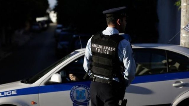 KOKAINA SI BIZNES FAMILJAR/ Arrestohet nëna shqiptare me të birin në Greqi, bashkëshorti në kërkim