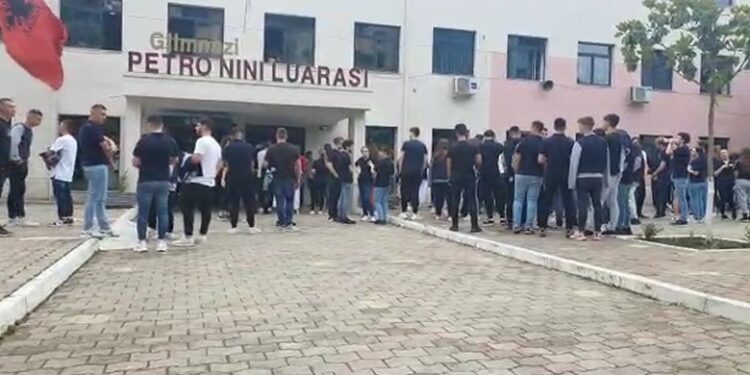 MATURA SHTETËRORE 2022/ Sot mbi 33 mijë maturantë i nënshtrohen provimit në lëndën e Matematikës