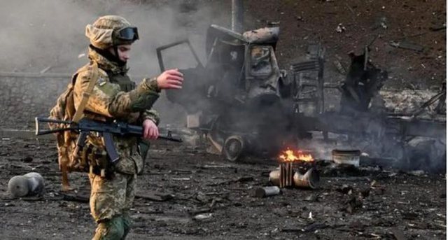 LUFTA/ Rusët kontroll të plotë mbi Severodonetsk, Moska akuza Kievit: Po sulmoni Symin me armë kimike, e shisni sikur jemi ne fajtorët