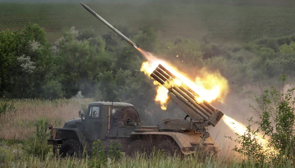 RUSËT E PAMËSHIRSHËM/ Lëshohen 40 raketa mbi Ukrainë, një nga sulmet më të gjera të javëve të fundit