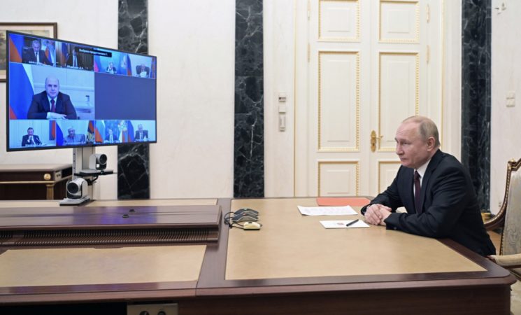 MILIARDAT E PUTIN/ A kanë dështuar sanksionet që vendosi Perëndimi?