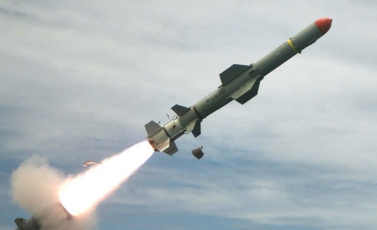 LUFTA/ Inteligjenca britanike: Rusia po sulmon me raketa me rreze të gjatë veprimi në të gjithë Ukrainën