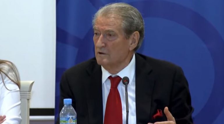 “KUR ISHA I RI, MË MOTIVONTE…”/ Sali Berisha: Kjo qeveri keqpaguan profesionet. Fondet për..