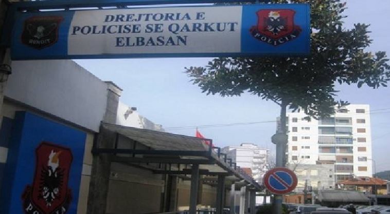 NUK I NDALON PATRULLËS/ Një makinë me persona të rrezikshëm brenda alarmon Policinë e Elbasanit