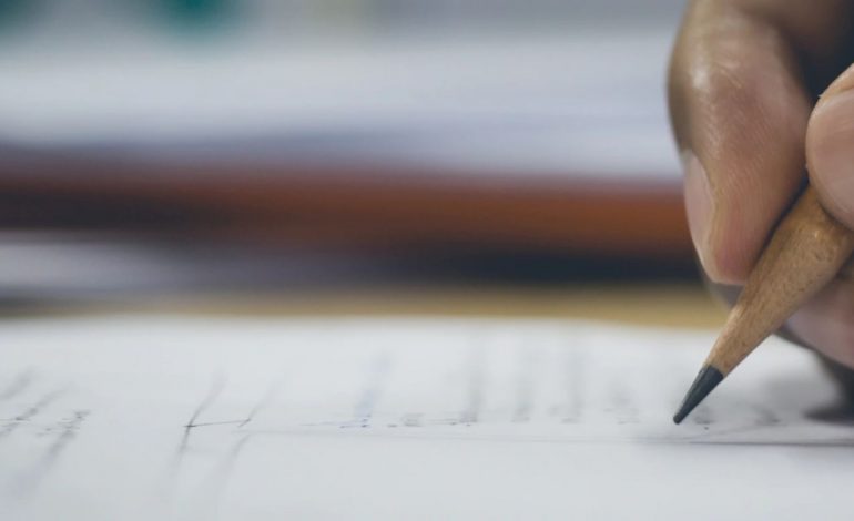 PROBLEMI I MAQEDONISË SË VERIUT ME ANALFABETIZMIN/ Rreth 19 mijë qytetarë nuk dinë shkrim dhe lexim