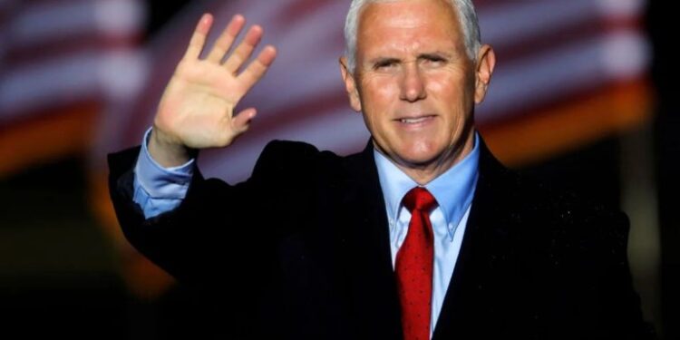 ZBULOHET DATA/ Ish-zëvendëspresidenti amerikan Mike Pence viziton Shqipërinë
