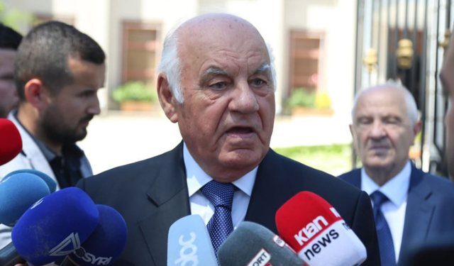 “E FTOVA…”/ Ish presidenti Moisiu rrëfen miqësinë me Bujar Nishanin: E kam njohur që më 1994 kur ishte oficer i ri
