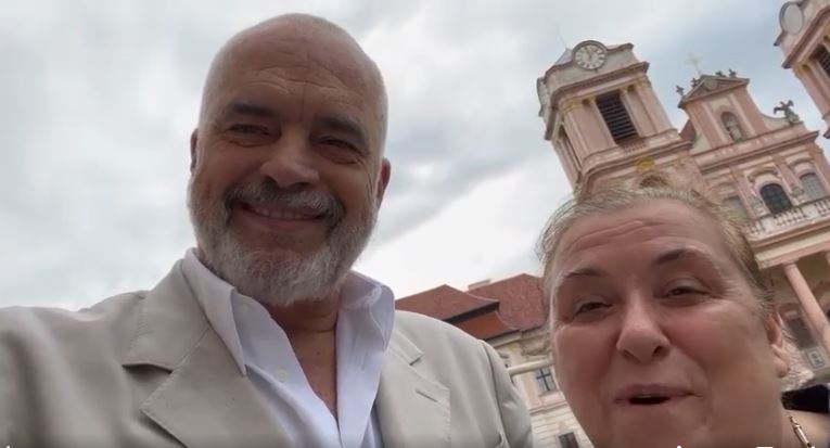 “ME KANCELARIN DHE HASIJEN”/ Rama nxjerr videon me shqiptaren në Austri: Nuk je para që takoj, por je më ylli…