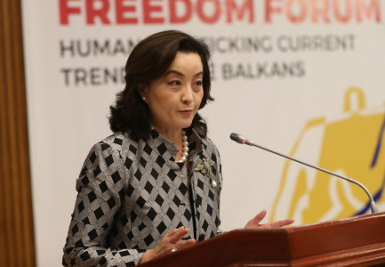 TURQIA HOQI VETON NDAJ FINLANDËS DHE SUEDISË/ Ambasadorja Kim: Putin donte të dobësonte NATO-n, por jemi më të bashkuar