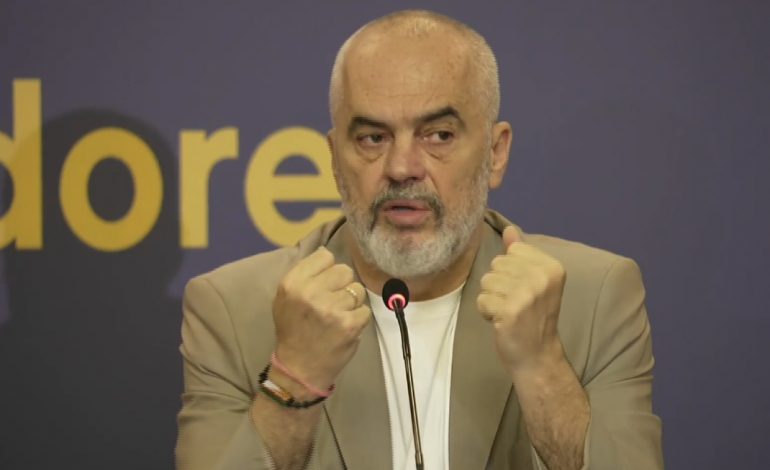 CILIN KRYEBASHKIAK “SHIGJETOI”? Rama: Ministrja është bërë si ‘call center’, si t’ia bëjmë tani