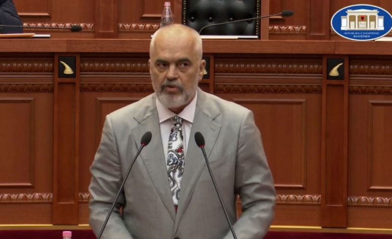 I PËRGJIGJET TABAKUT/ Rama: Vetëm në Shqipëri çmimi i energjisë s’po ndryshon, kudo po bën reprezalje