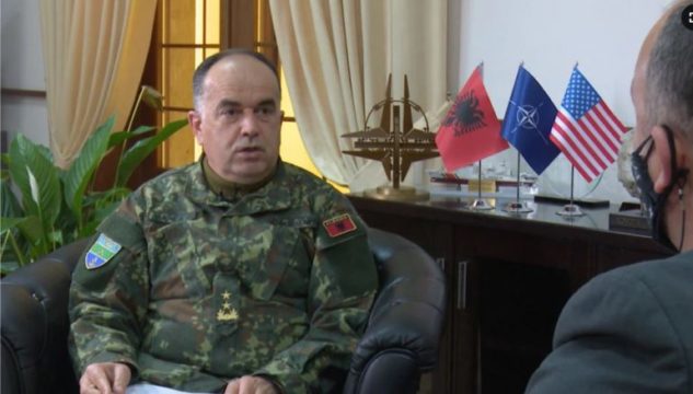U PROPOZUA NGA PS/ Bajram Begaj, i treti pas Alfred Moisiut dhe Bujar Nishanit që vjen nga karriera ushtarake