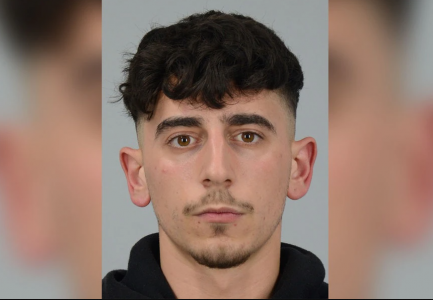 SHQIPTARI QËLLON PËR VDEKJE 31-VJEÇARIN TURK/ Policia gjermane vihet në kërkim të 23-vjeçarit. Jep edhe shpërblim për kapjen e tij