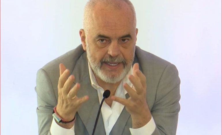 RIVITALIZIMI I HAPSIRAVE PUBLIKE PËRMES ARTIT/ Rama prezanton projektin për 18 vepra në të gjithë Shqipërinë: Do të kenë impakt…