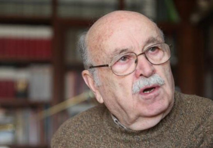 “U PËLQEU EPOKA E NDRYSHIMIT”/ Aleksandër Meksi: Unë jam kryeministri që ngrita 2 herë çmimin e bukës, shqiptarët nuk u ankuan