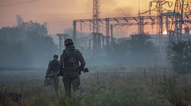 FORCAT RUSE BOMBARDOJNË LISIÇANSKUN/ Moska kërkon të izolojë rezistencën ukrainase në Donbas