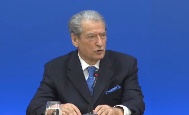 ZBULON DY VENDIMET E PARA KUR TË VIJË NË PUSHTET/ Berisha: Njohim gjenocidin serb dhe heqim taksën në Rrugën e Kombit