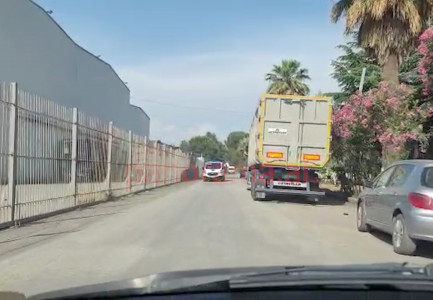 E RËNDË/ Shpërthim në kombinatin metalurgjik në Elbasan, plagoset një punonjës