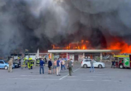 SULMI ME RAKETA NË QENDRËN TREGTARE/ Reagon Moska: Zjarri vdekjeprurës u shkaktua nga…