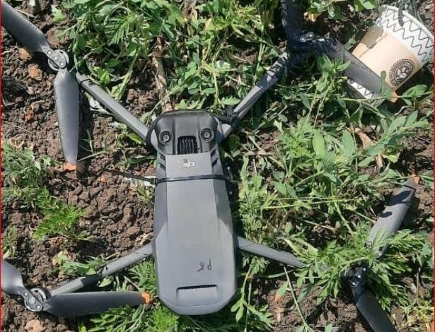 FOTOLAJM/ Dronë “kamarierë” që servirin granata në filxhan kafeje, metoda më e re e sulmit nga Rusia