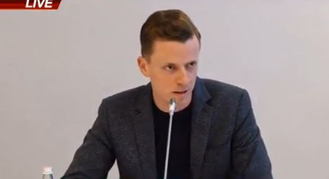 “VETOJA BULLGARE EGOISTE…”/ Deputeti i Bundestagut mesazh BE-së nga Tirana: Mos i shtyni shqiptarët të…