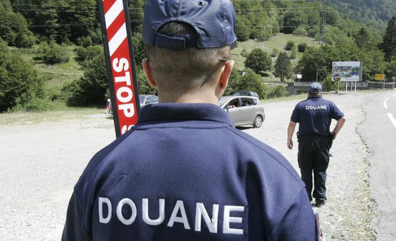 I NDODH E PAPRITURA/ Arrestohet në Francë 42-vjeçari shqiptar, iu gjet 5 kg kanabis në automjet