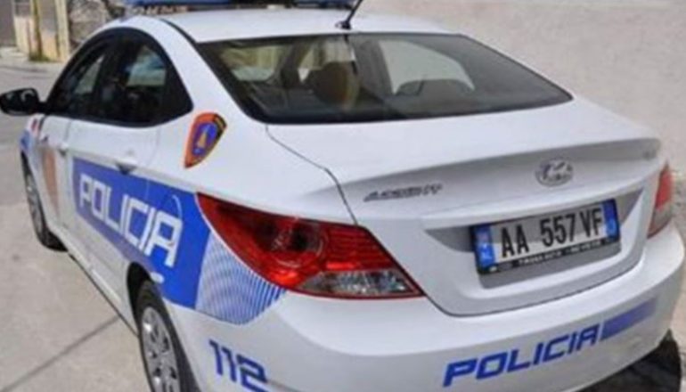 ARRESTOHET “MASHTRUESI” 25-VJEÇAR/ Shiti disa herë “Volkswagen-in” te persona të ndryshëm, përfitoi 4.5 milion lekë
