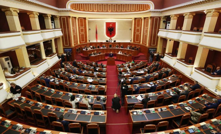 NDRYSHIMET NË QEVERI/ Kuvendi mblidhet sot në seancë të jashtëzakonshme