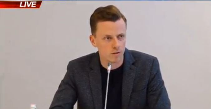 KRIZA EKONOMIKE/ Flet eurodeputeti gjerman: Shqipëria ka nevojë për më shumë mbështetje nga BE…