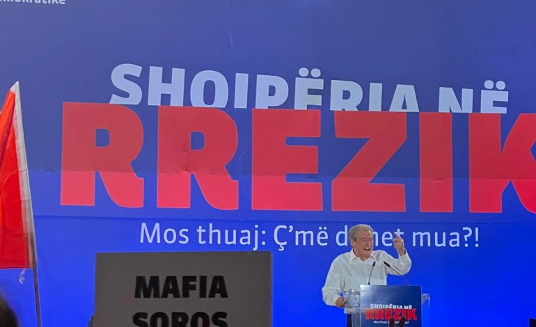 “BURIM DRITE DHE SHPRESE”/ Berisha i drejtohet protestuesve: Sytë e shqiptarëve janë drejtuar te ju, na thirri ora e lirisë…