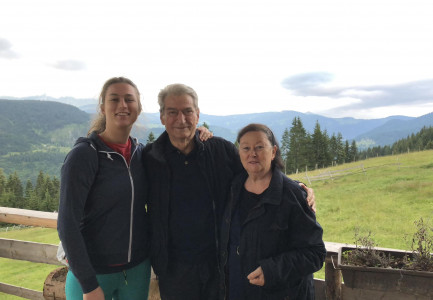 KRAH BASHKËSHORTES DHE MBESËS/ Berisha ndan foton nga Rugova: Mendja ime fluturon çdo ditë në këto Bjeshkë të bekuara