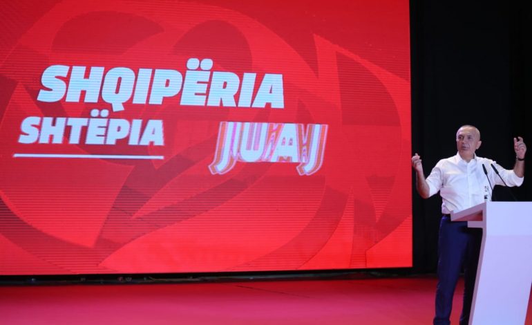 MONIKA KRYEMADHI JEP DORËHEQJEN NGA LSI/ Meta merr detyrën e re deri në zgjedhjen e kryetarit