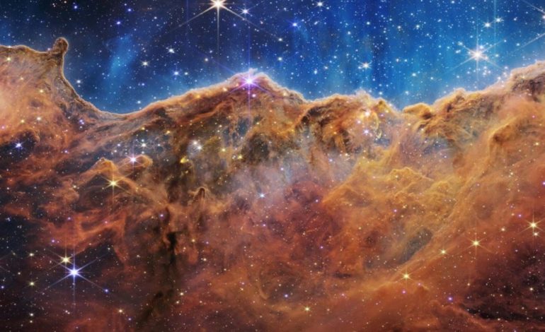 PAMJET E JASHTËZAKONSHME/ NASA publikon imazhe të reja të kozmosit të largët