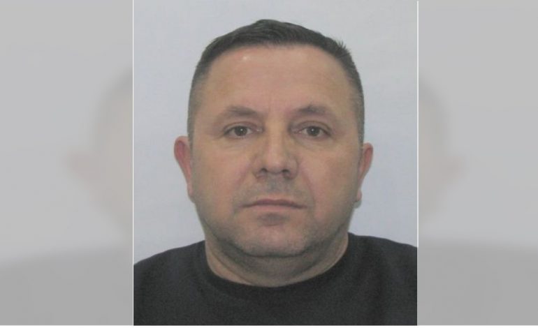 E FUNDIT/ Policia e Tiranës kontrolle blic në zona të ndryshme, informacione se në periferi fshihej i shumëkërkuari…