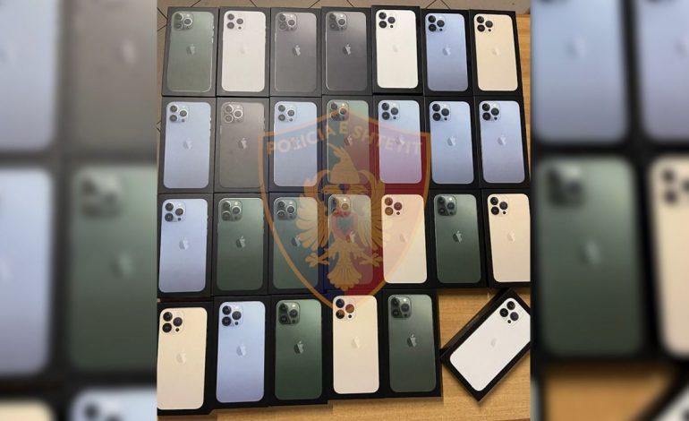BËNTE NAMIN ME IPHONE 13 KONTRABANDË/ Policia mësyn në dyqanin te “Rruga e Durrësit” dhe arreston 55-vjeçarin (FOTO)