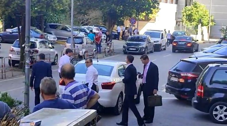 SEKUESTRIMI I 60 KG KOKAINË/ Kërkohet heqje e sekuestros për anijen me qymyr të bllokuar në Portin e Durrësit