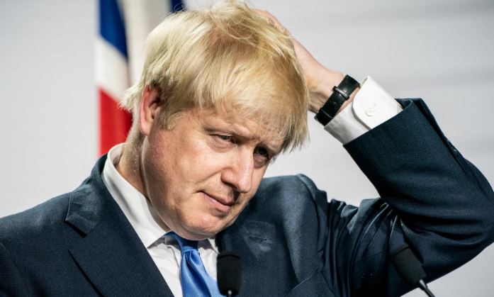 JOHNSON DHA DORËHEQJEN/ Konservatorët nisin përgatitjet për zgjedhjen e kryetarit të ri