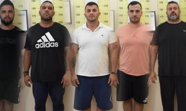 5 MIJË EURO BEHESHIN 50 MIJË…/ Çmontohet grupi i fajdexhinjve, kush janë shqiptarët e arrestuar në Greqi