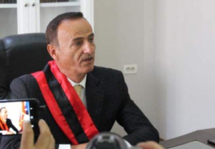 DHËNDRI IU ARRESTUA NË MAQEDONI PËR KULTIVIM KANABISI? Kryebashkiaku i Pogradecit: Është me pushime, nuk ka lidhje…