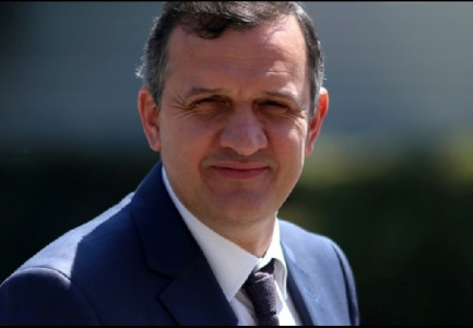HETIMET PËR KONCESIONIN E STERILIZIMIT/ Ish-ministri Ilir Beqja mbërrin në SPAK! Pritet të merret në pyetje