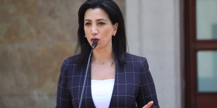 PROPOZIMI PËR FILLIMIN E SHKOLLËS 5-VJEÇ/ Kushi: Po interpretohet gabim! Nuk do të jetë detyrim, u jep mundësi prindërve të zgjedhin