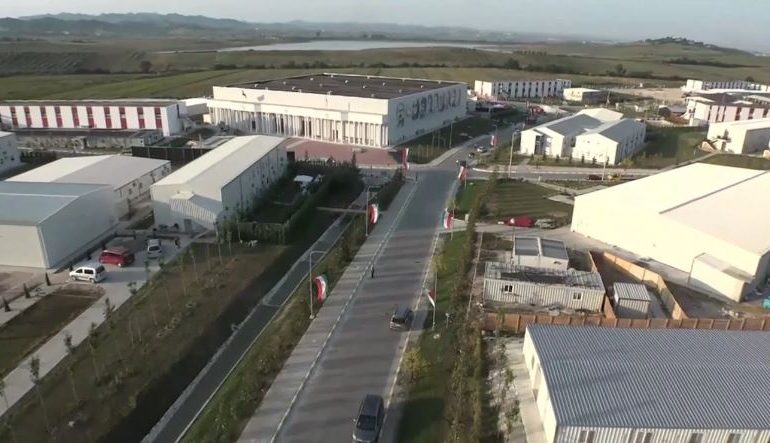 ZBARDHET DOSJA/ Misteri! Si u larguan nga Shqipëria 300 ish-muxhahedinë?! Dyshime se mund të jenë përfshirë në sulme terroriste