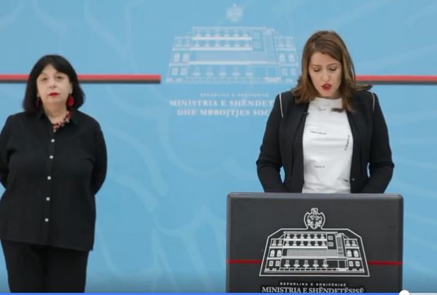 “PO BËHEN VAKSINA TË SKADUARA”/ Manastirliu e Bino i përgjigjen Berishës: Gënjeshtra e marrëzi! Pfizer, e sigurt dhe efikase
