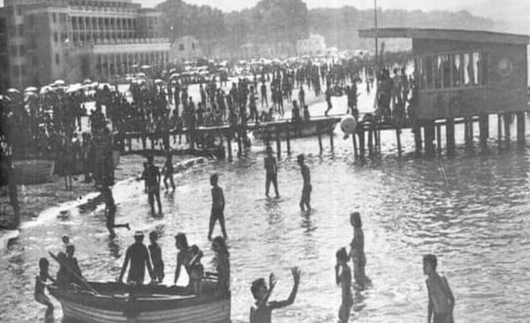 DOSSIER/ Historia e panjohur e Plazhit të Durrësit: Nga ‘Vila Lule’ që arkitekt Sotiri i’a bërë dhuratë gruas te Pista ‘Iliria’, me dashuritë e fshehta…